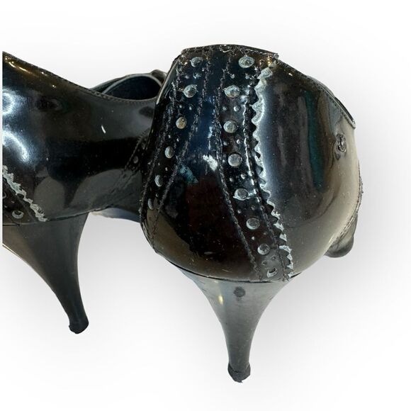 Chanel Patent Leather Lasercut Booties 37.5 - Picture 5 of 14